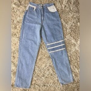 VTG 90’s Candies Denim Jeans Lace Patch Detail 5 Pocket Design Zip Fly Size 9/10